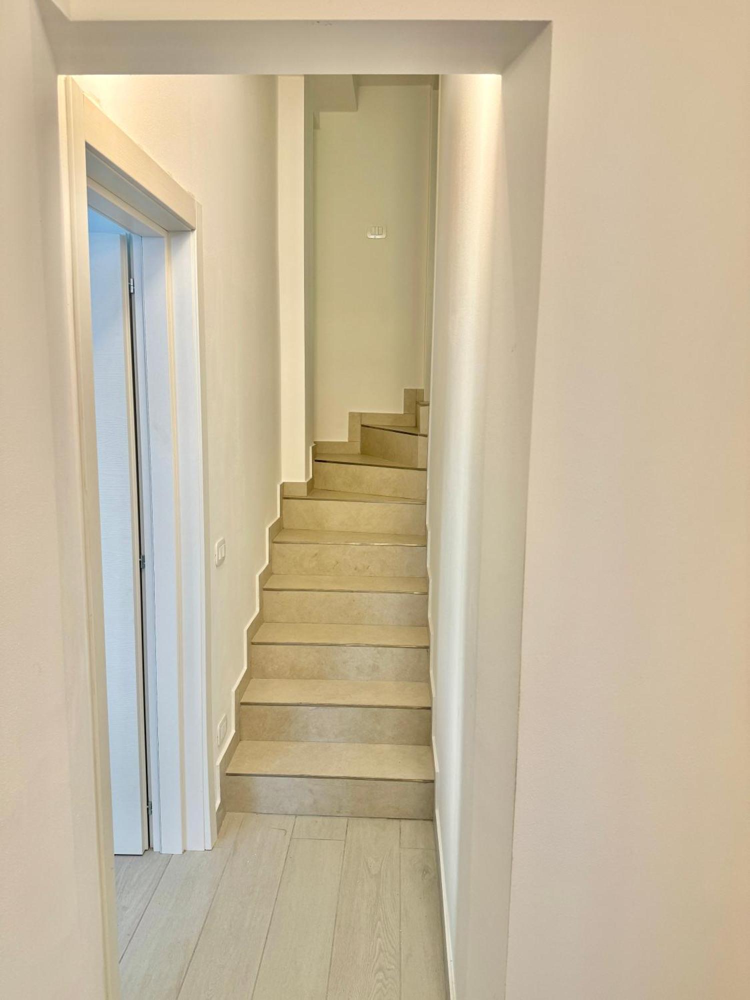 Exclusive Luxury Home With Private Parking 라벤나 외부 사진
