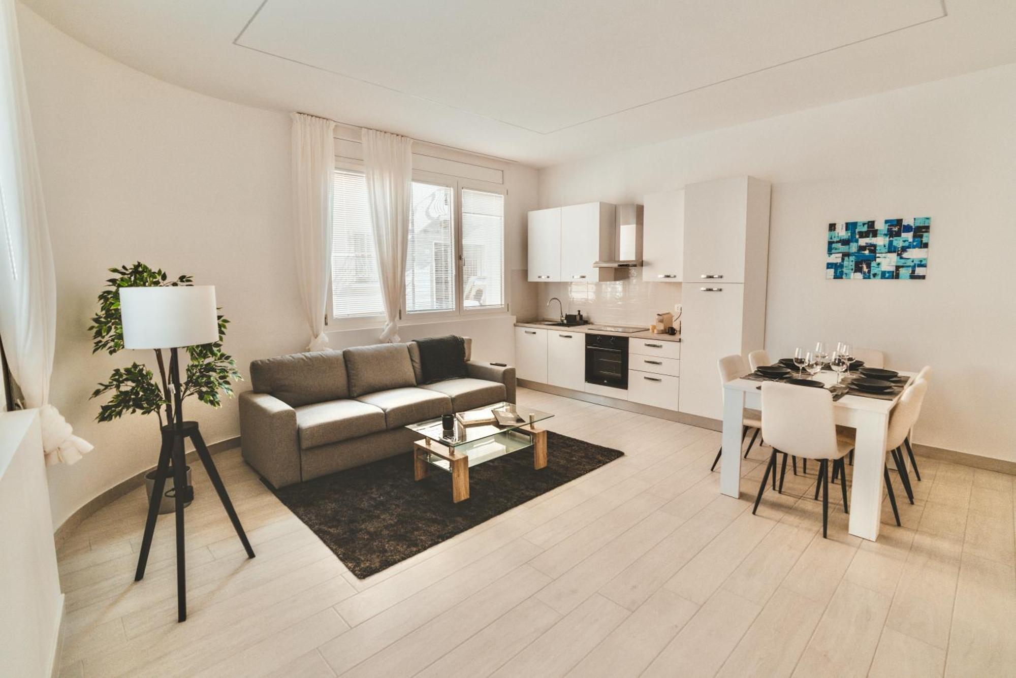 Exclusive Luxury Home With Private Parking 라벤나 외부 사진