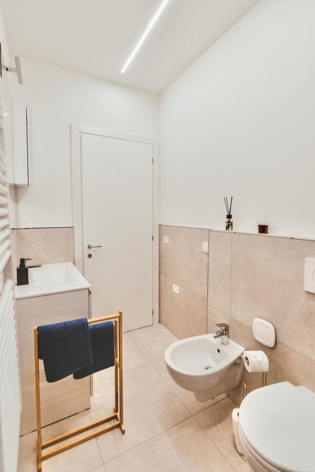 Exclusive Luxury Home With Private Parking 라벤나 외부 사진